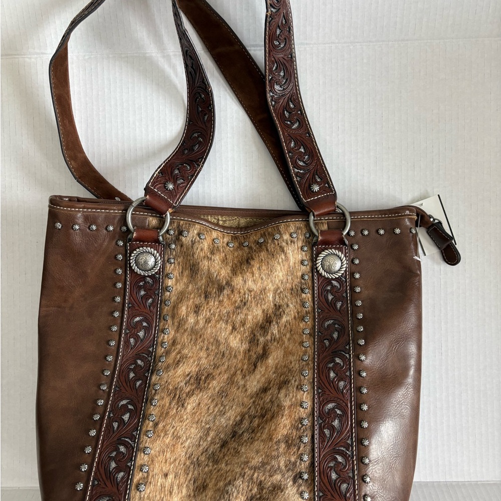 Blazin Roxx Brown and Tan Shoulder Bag